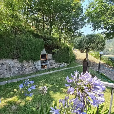 Natura Βίλα Cova